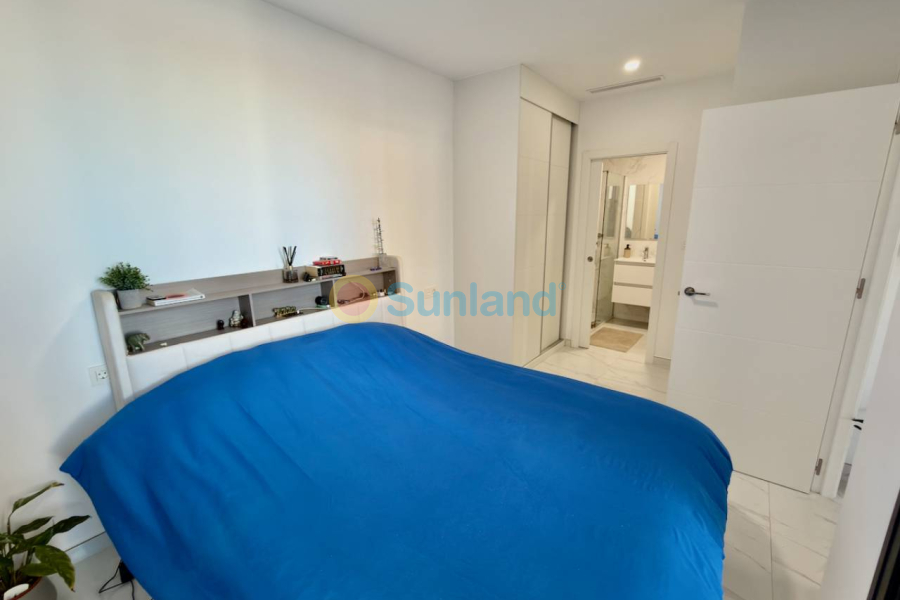 Resale - Villa - Los Montesinos - 