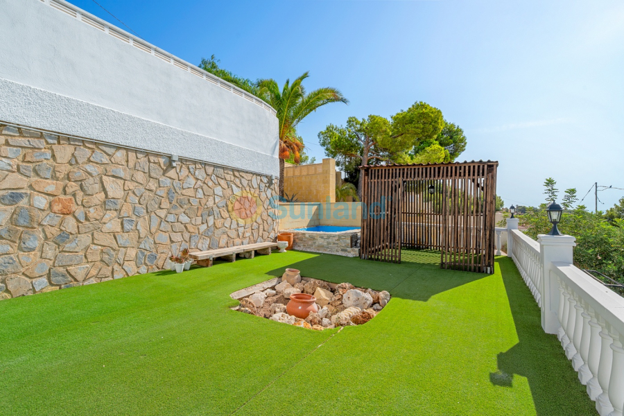 Resale - Villa - La Nucía - La nucia