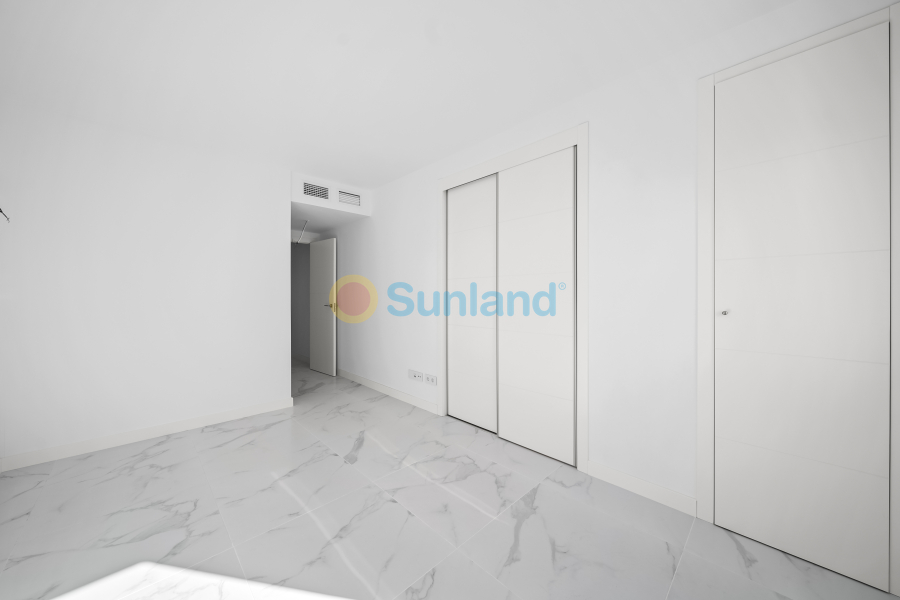 Resale - Apartamento - Torrevieja - Punta Prima