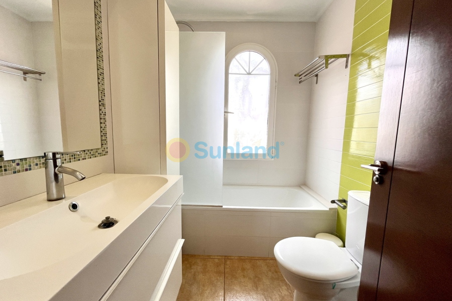 Använda fastigheter - V - La Zenia