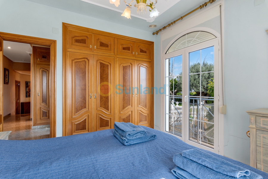 Segunda mano - Chalet - Elche/Elx