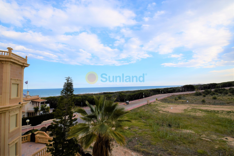 Resale - Villa - Guardamar del Segura - El Moncayo