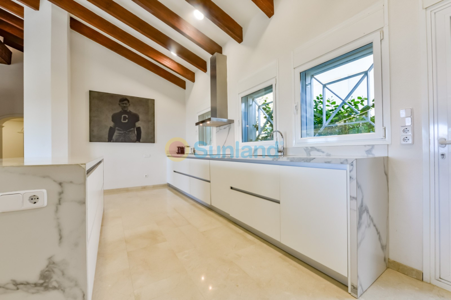 Resale - Villa - Altea - Sierra de Altea