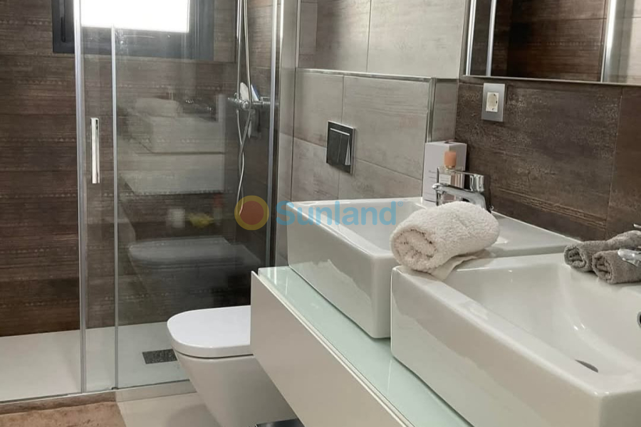 Resale - Villa - San Fulgencio - Urbanización La Marina