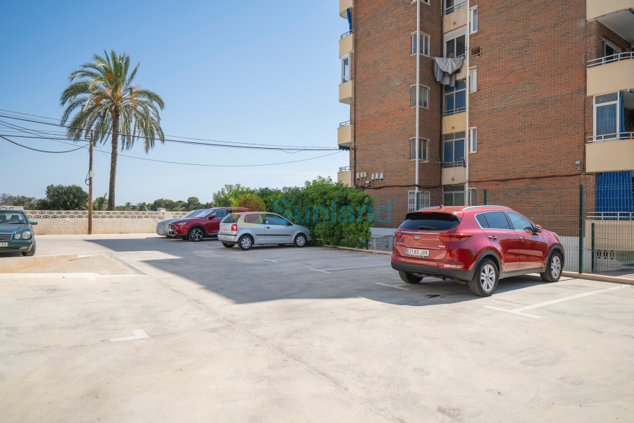 Resale - Flat - Orihuela Costa - Punta Prima