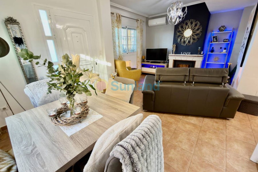 Brukte eiendommer - Villa - Guardamar del Segura - El Raso