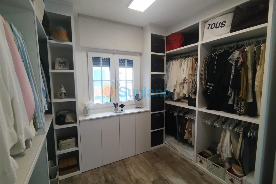 Segunda mano - V - San Miguel De Salinas - Las filipinas