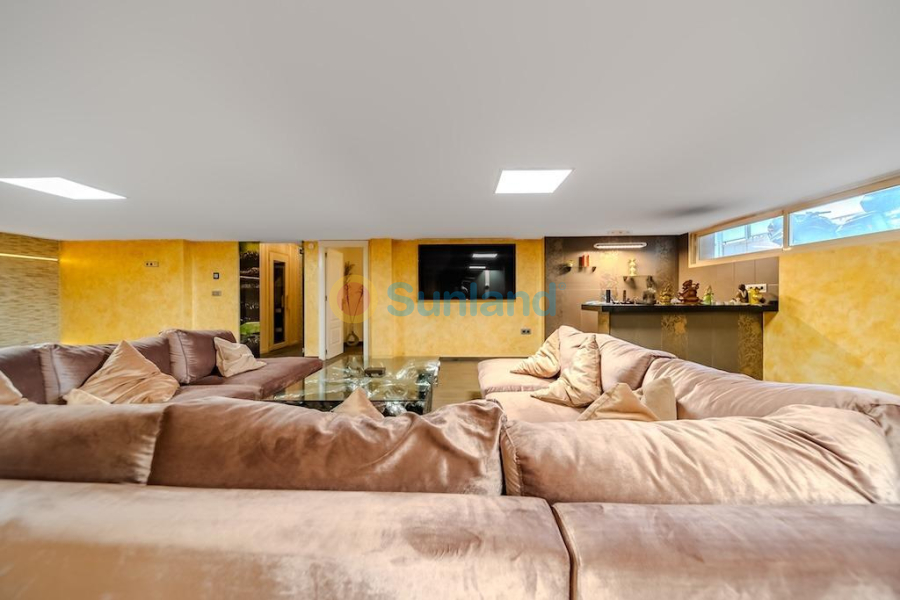 Segunda mano - V - Torrevieja - Torre la mata