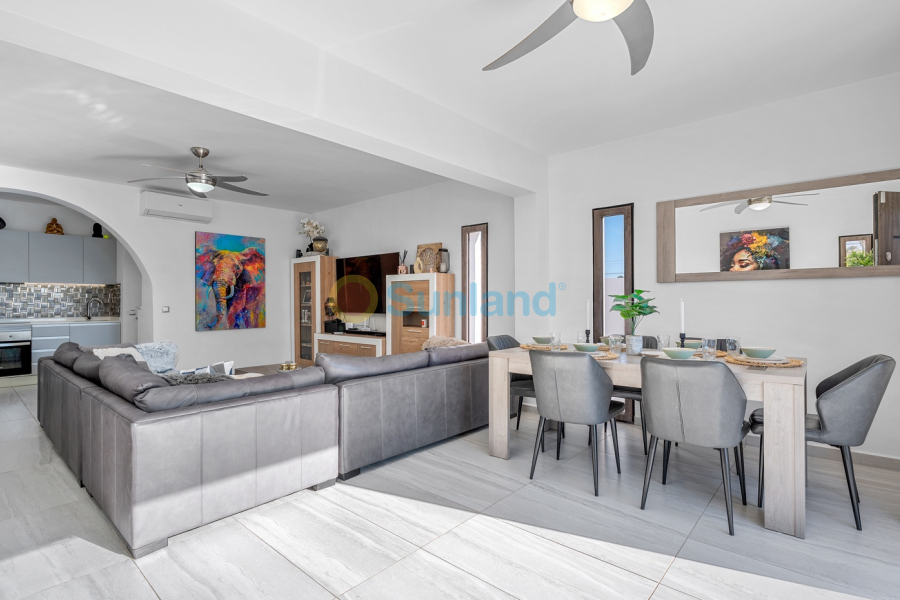 Resale - Villa - Ciudad Quesada - Rojales