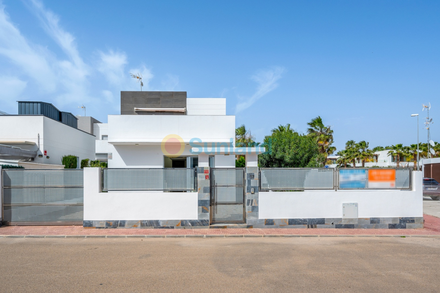 Segunda mano - Chalet - Ciudad Quesada