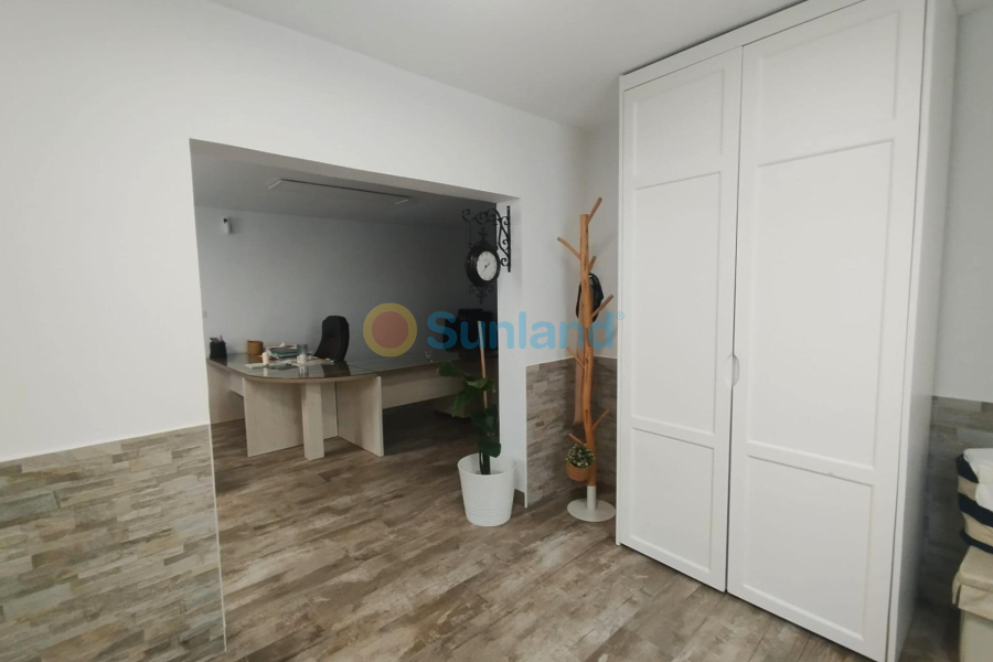 Segunda mano - V - San Miguel De Salinas - Las filipinas