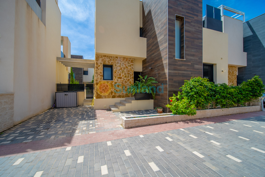 Använda fastigheter - Villa - Orihuela Costa - Lomas De Cabo Roig