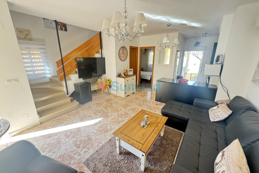 Använda fastigheter - Villa - Villamartin - Lomas del Golf