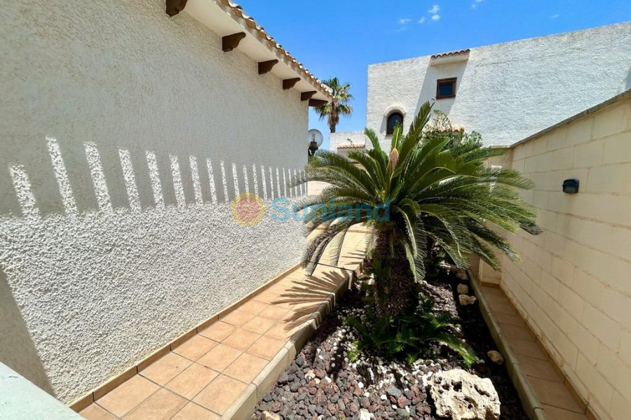 Brukte eiendommer - Villa - Orihuela Costa - La Zenia