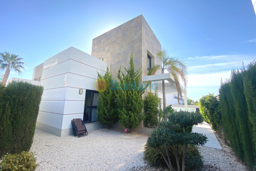 Brukte eiendommer - Detached Villa - Ciudad Quesada - Doña Pepa