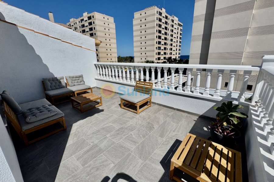 Resale - Villa - Punta Prima - 