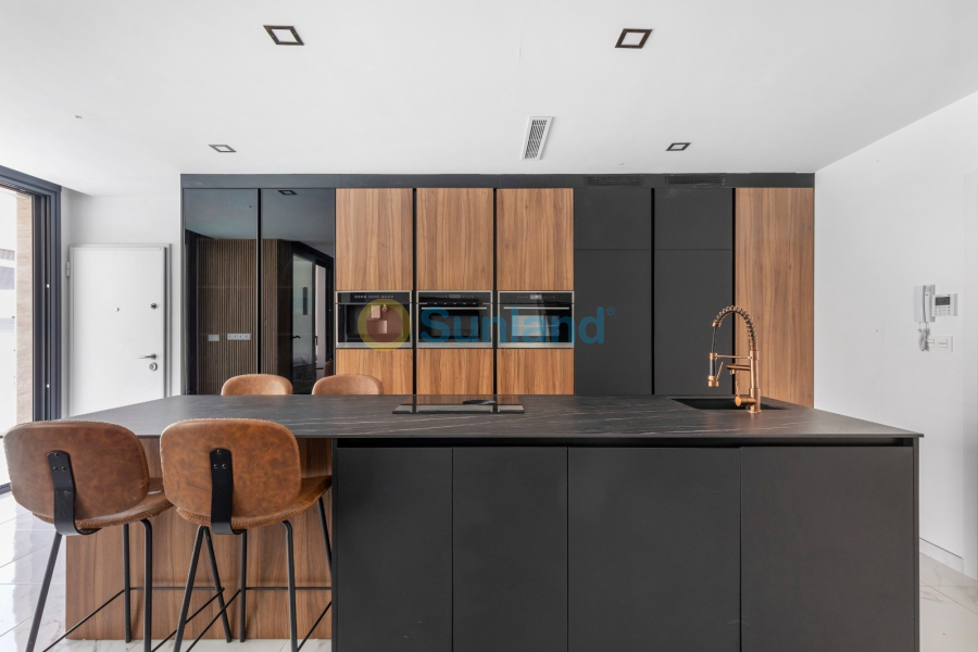 Resale - Villa - Los Montesinos - 