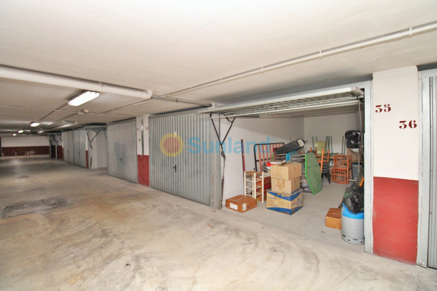 Resale - Villa - Orihuela - 