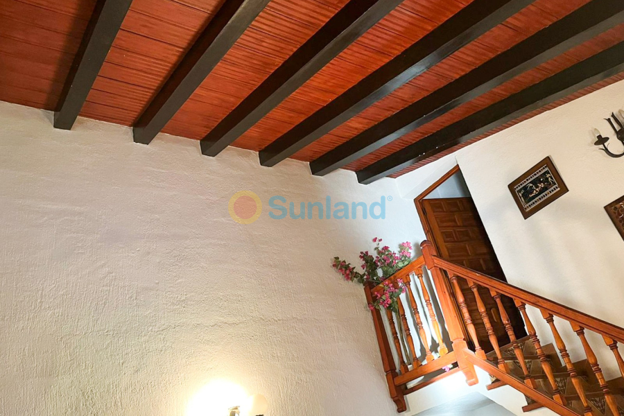 Вторичка - Bилла - Orihuela Costa - Punta Prima