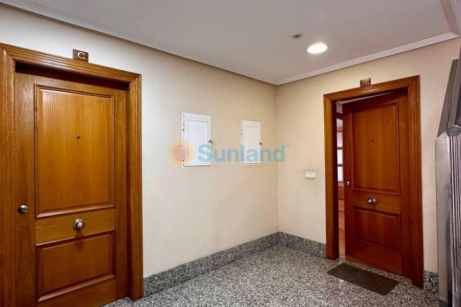 Resale - Apartment - Torrevieja