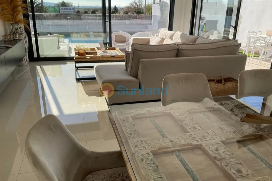 Resale - Villa - San Fulgencio - Urbanización La Marina