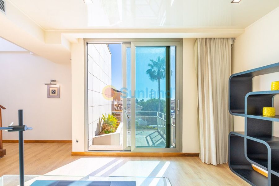 Segunda mano - Chalet - Orihuela Costa - La Zenia