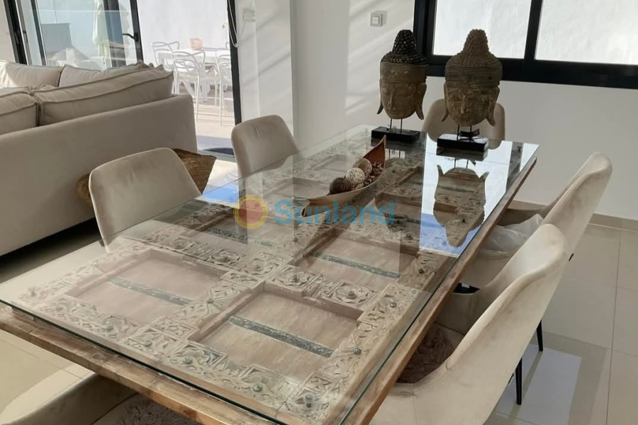 Resale - Villa - San Fulgencio - Urbanización La Marina