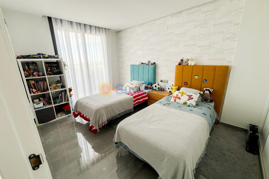 Segunda mano - Chalet - Torrevieja - Los Altos