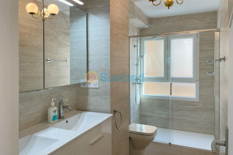 Resale - Apartment - Torrevieja - 