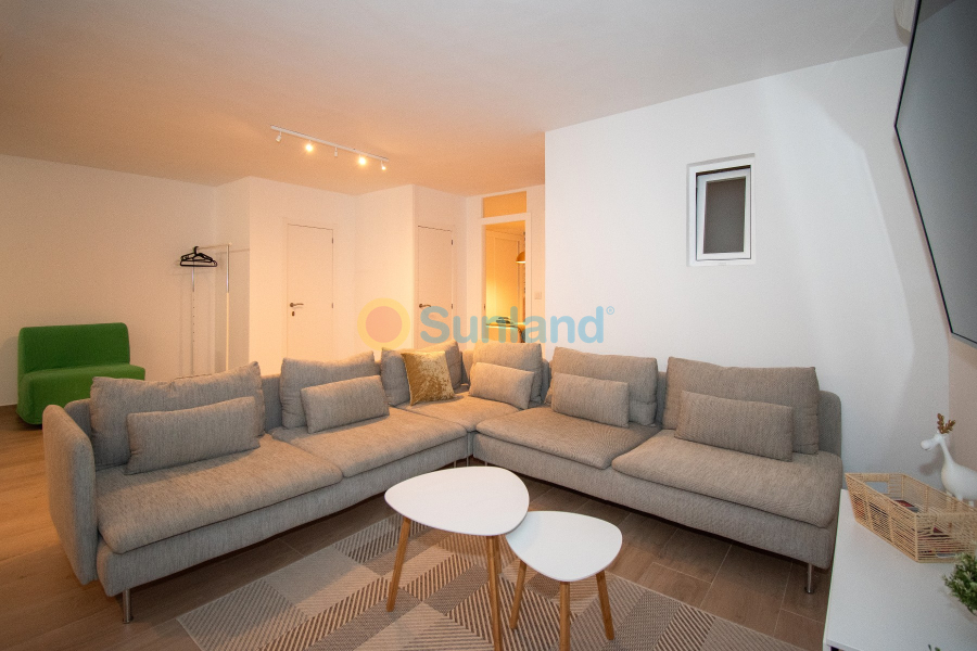 Använda fastigheter - Villa - Orihuela Costa - Villamartin