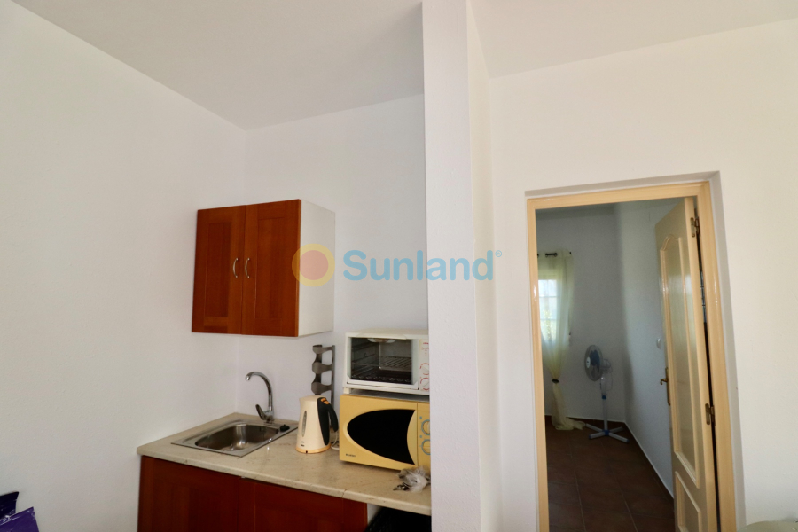 Resale - Country house - Catral