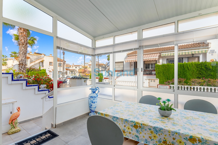 Resale - Quad house - Orihuela Costa - Playa Flamenca