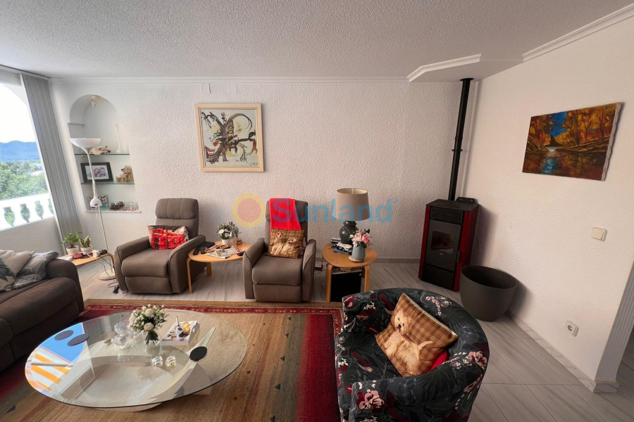 Använda fastigheter - Villa - La Nucía - Monte Bello