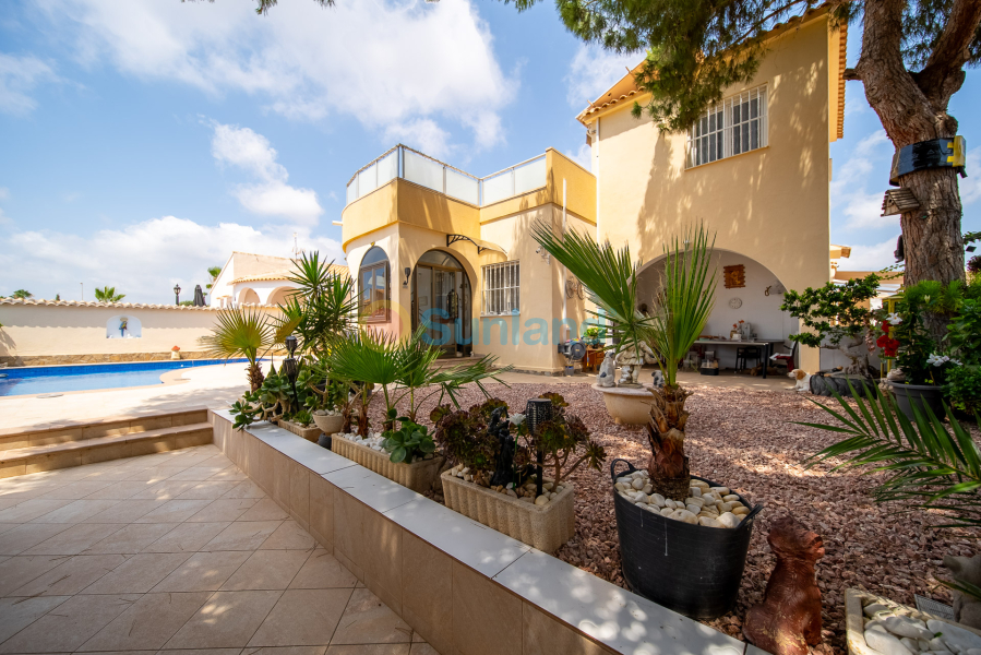 Verkauf - Haus - Orihuela Costa - La Florida