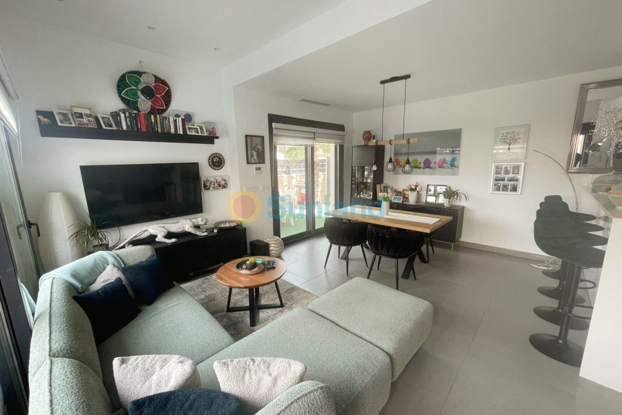 Segunda mano - Semi-detached - Ciudad Quesada - Pueblo Bravo