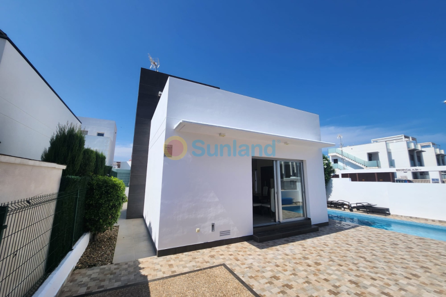 Segunda mano - Chalet - Ciudad Quesada