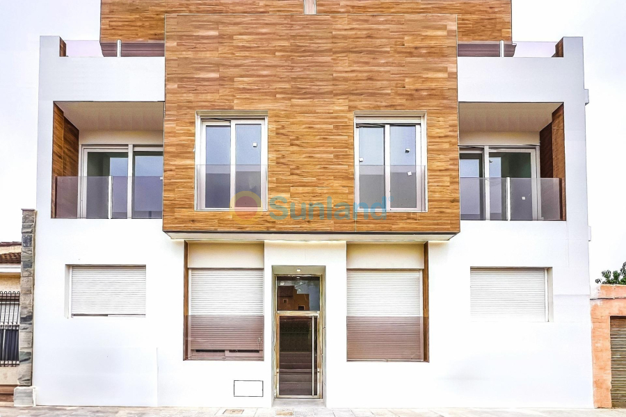 New Build - Ground floor apartment - Orihuela costa - pueblo