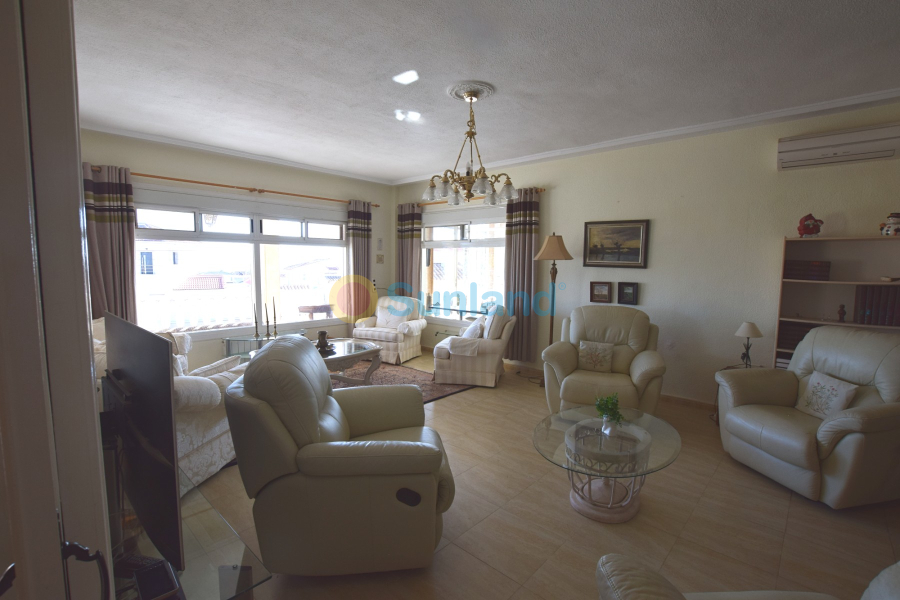 Resale - Detached Villa - Ciudad Quesada - Central Quesada