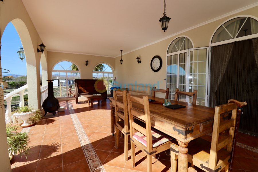 Resale - Country house - Catral