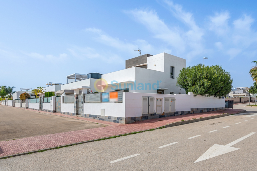 Segunda mano - Chalet - Ciudad Quesada