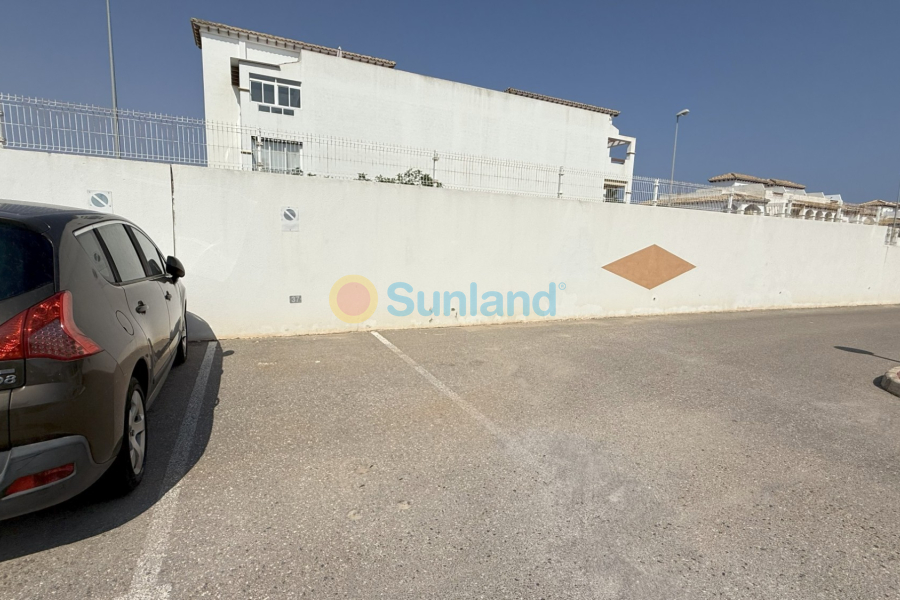 Resale - Apartment - Orihuela Costa - 