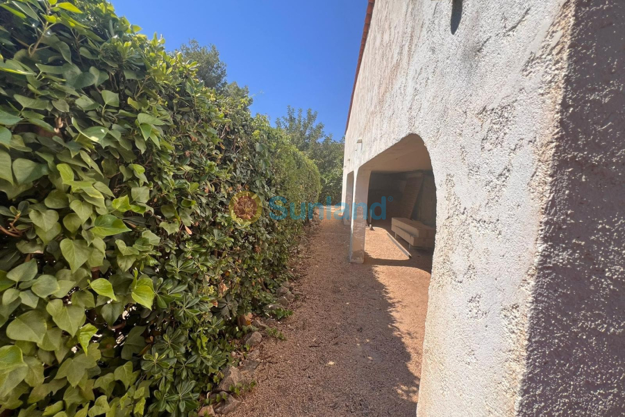 Använda fastigheter - Villa - La Nucía - Monte Bello