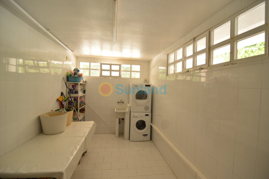 Segunda mano - Chalet - Torrevieja - Torreta - florida