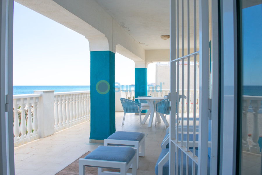 Resale - Villa - La Manga del Mar Menor - 