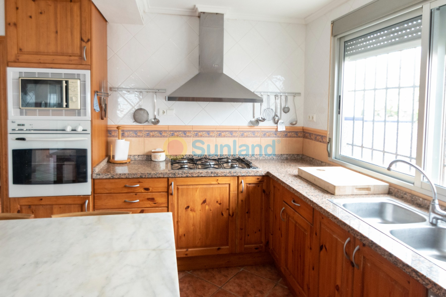 Använda fastigheter - Villa - Guardamar del Segura