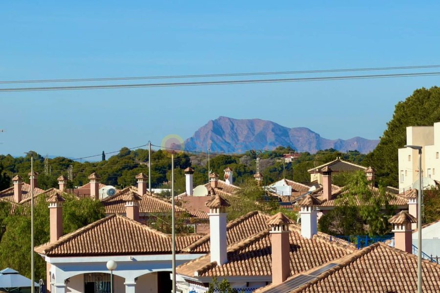 Resale - Villa - Los Montesinos - 