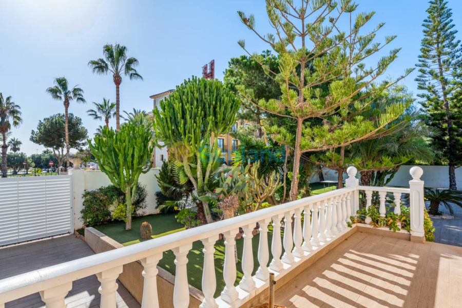 Segunda mano - Chalet - Ciudad Quesada - Doña Pepa