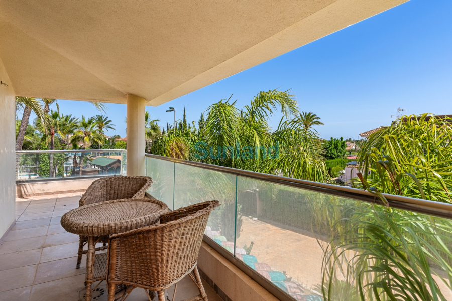 Resale - Villa - Elche/Elx