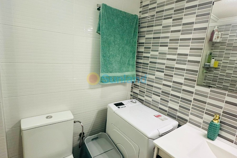 Resale - Apartment - Torrevieja - 