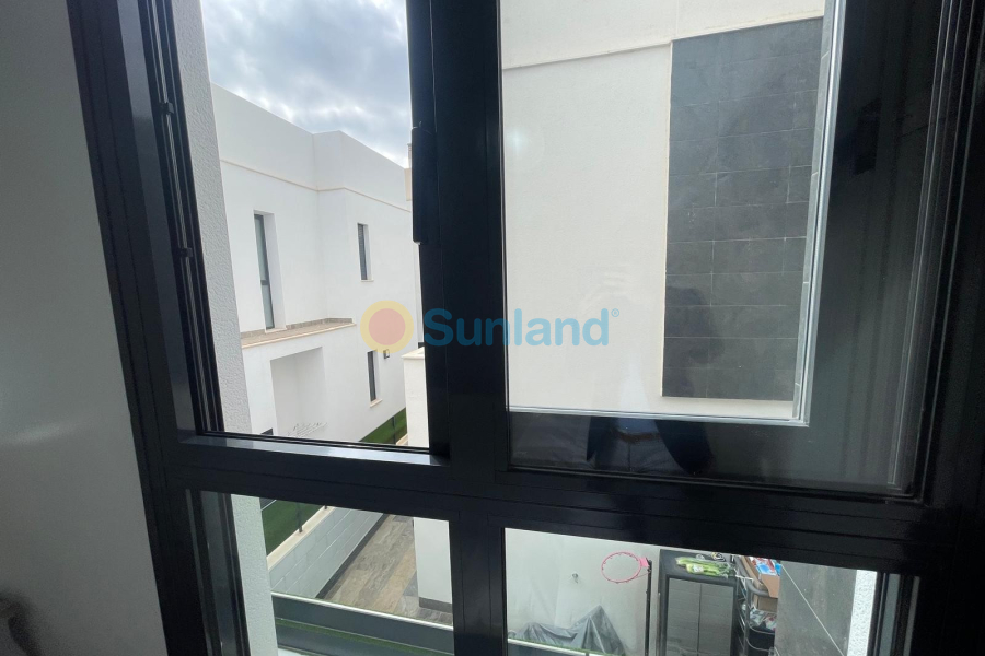 Använda fastigheter - Villa - Orihuela Costa - Villamartin